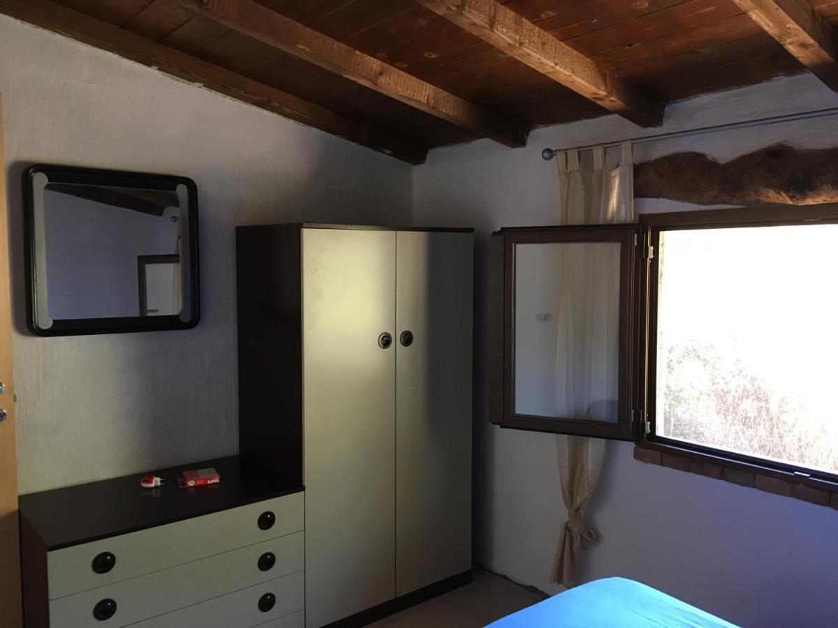 Casa vacanza Tertenìa Esterno foto